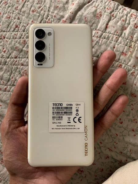 tecno coman 18T 128gb 1