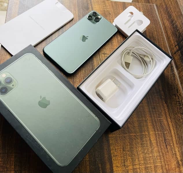 iPhone 11 Pro Max 256gb pta approve in brand new condition 1