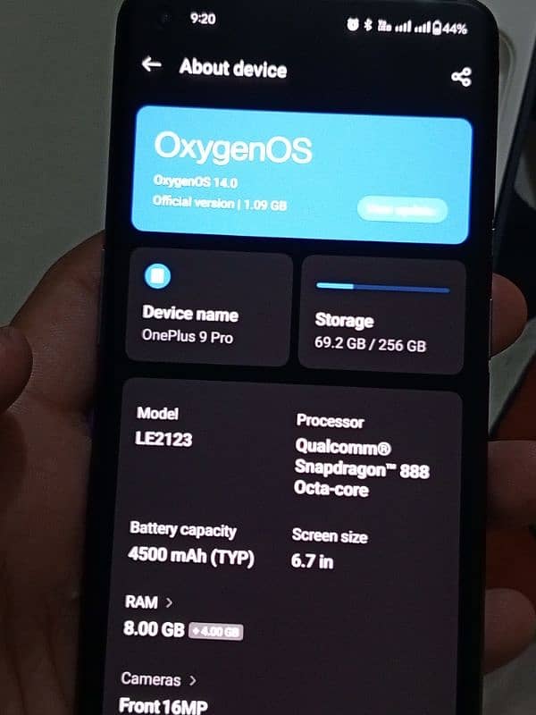 OnePlus 9 pro with original box and accessories 6