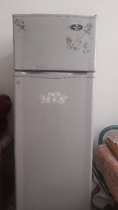 DAWLANCE REFRIGERATOR