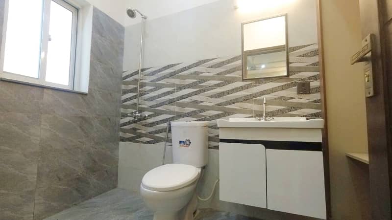 Well-Constructed Furnished House Available For Sale In Al-Kabir Town - Phase 2 14