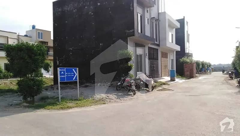 5 Marla Plot In C Block Very Attractive Location For Sale 7