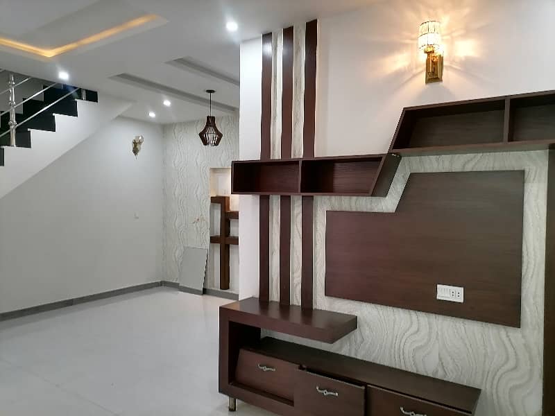 A Centrally Located House Is Available For rent In Lahore 3