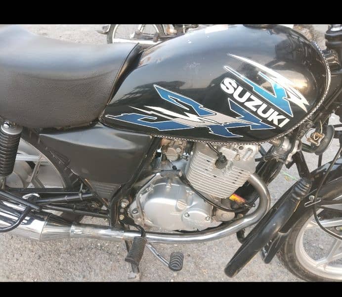 SUZUKI GS SE 150 2