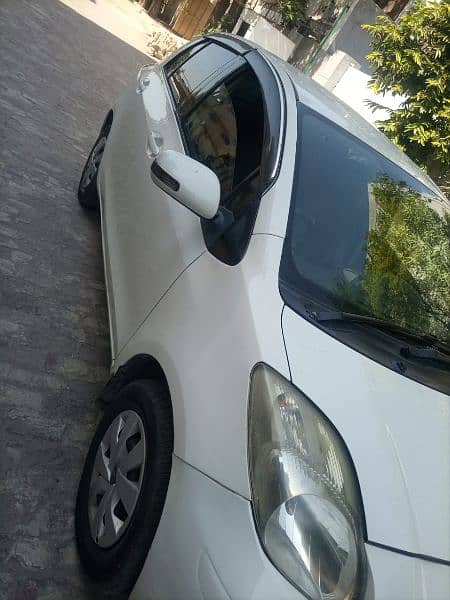 Toyota Vitz 2009 12