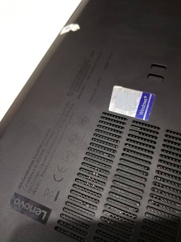 Lenovo X1 carbon core i7 8th generation in Brand new condition 5