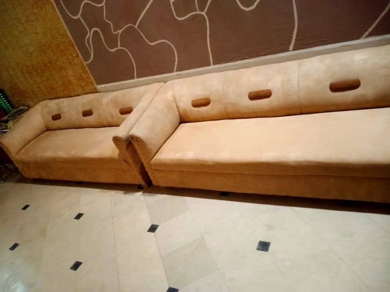 11 seater sofa with new  leather velvet poshish 2