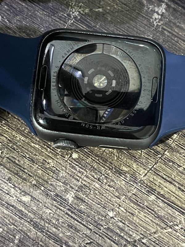 Apple watch series 5 44mm 7