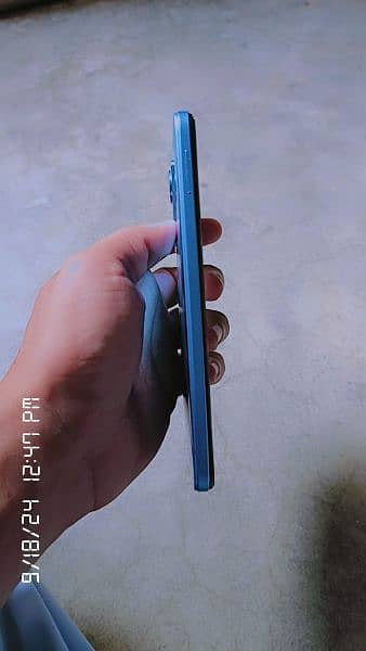 infinix not 12  6/128  good condition Box kay sath ha 3