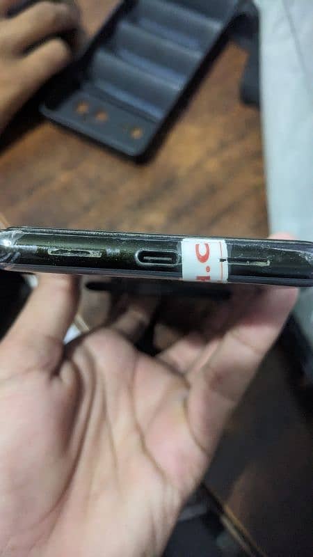 Google Pixel 6 10/10 condition 2