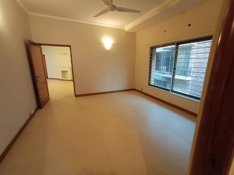 1 kanal upar portion available for rent in DHA 7