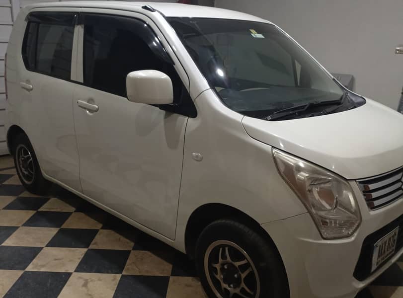 Suzuki Wagon R 2014 1