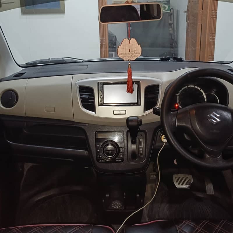 Suzuki Wagon R 2014 4