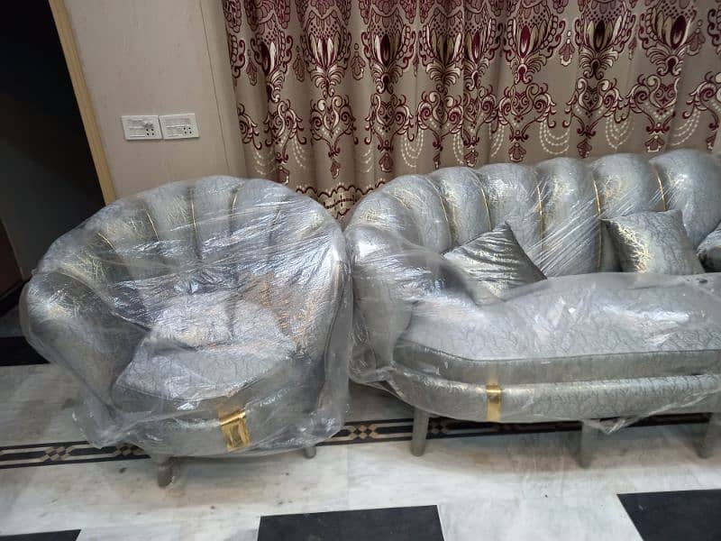 Bed & Sofa Set New solid Wooden bed king size 13