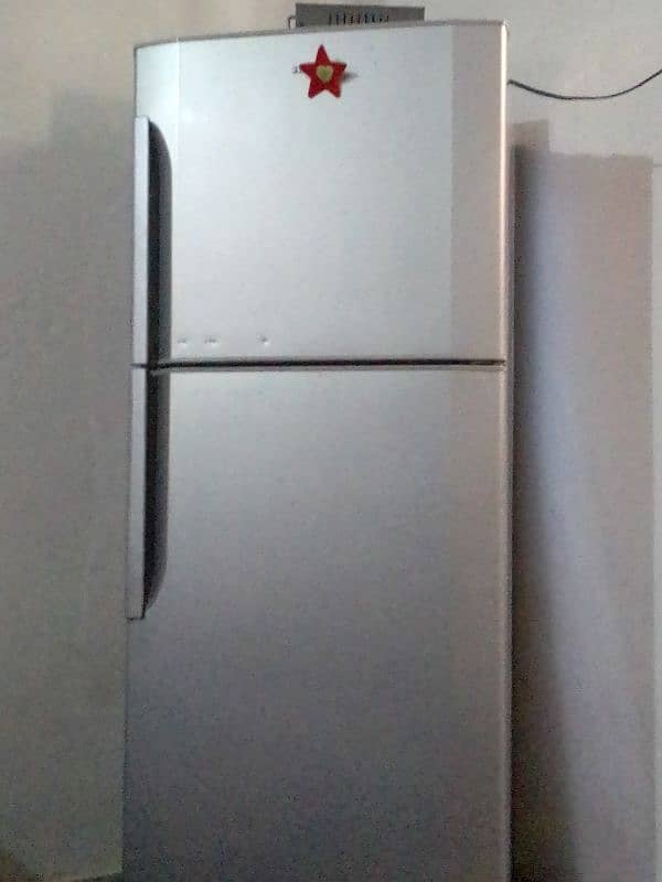 Hitachi fridge 3