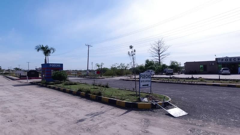 600 Square Yards Residential Plot In Only Rs. 9300000 9