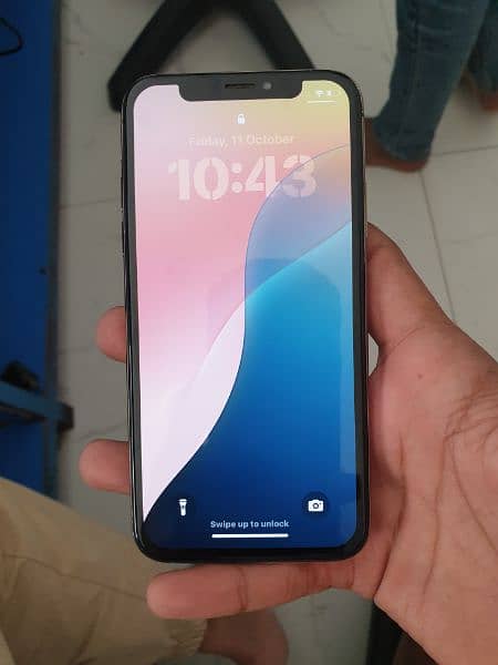 I'm selling iPhone xs 256gb condition 10by10 1