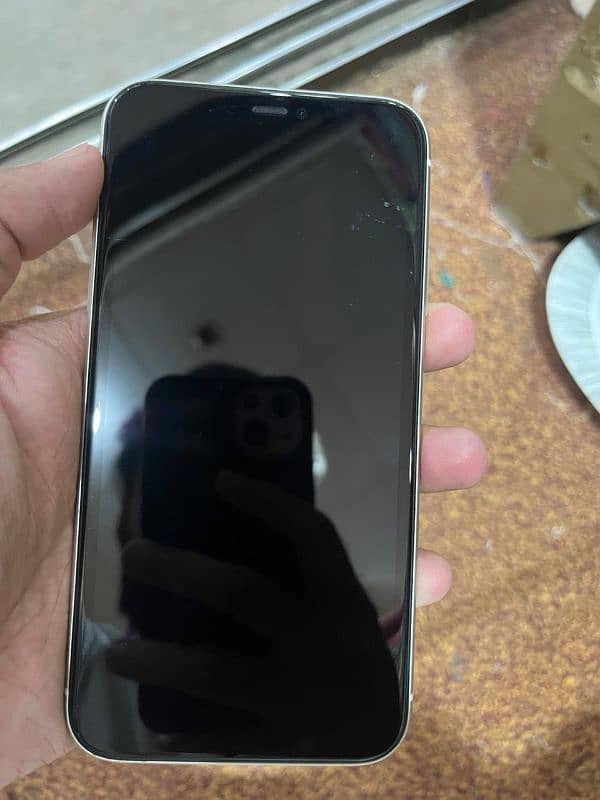 Iphone 11 128gb battey health 3