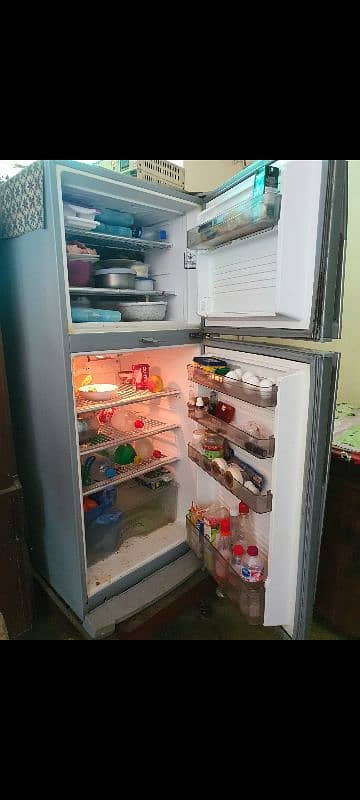 Dawlance fridge ammuculate condition 1