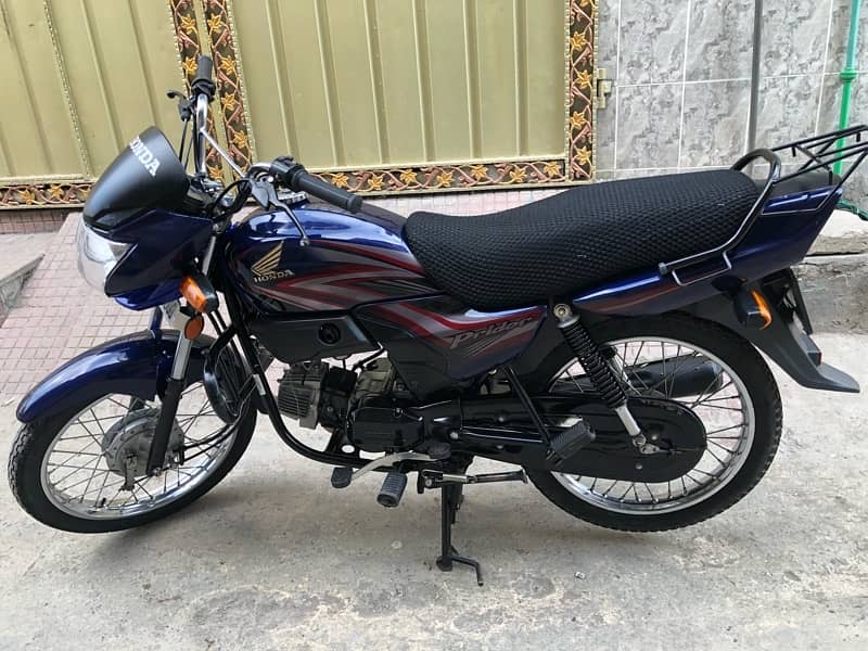 Honda pridor 100 cc 1