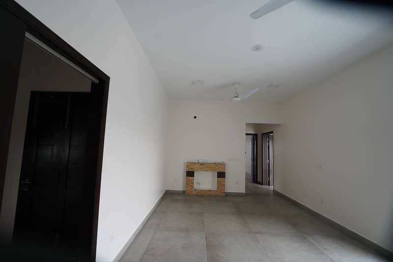 Ready To Rent A Upper Portion 1 Kanal In DHA Phase 6 - Block N Lahore 2