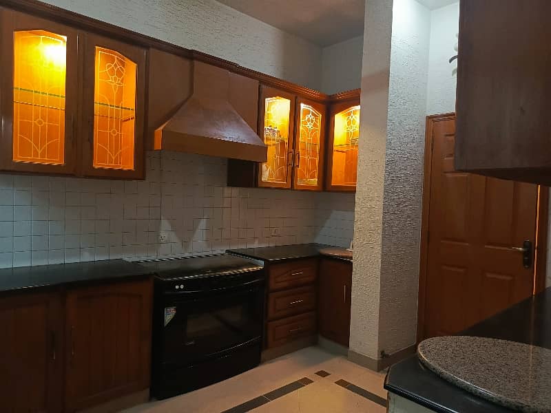 Fully Furnished Upper Portion RENT 10