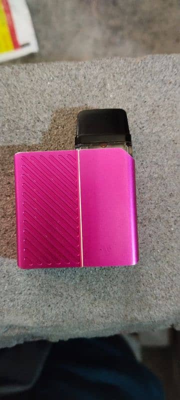 xros nano vape/pod with liquid bottle 1