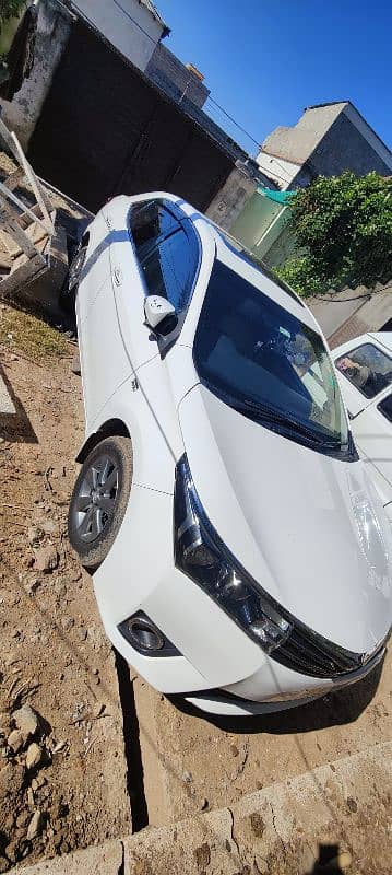 Toyota Altis Grande 2016 3