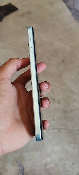 Vivo Y18 6