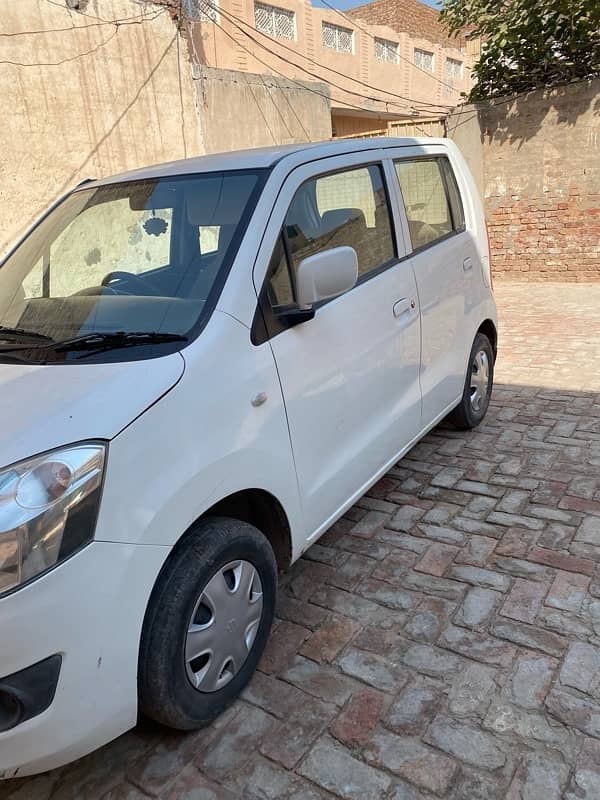 Suzuki Wagon R 2017 3