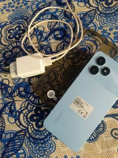 Realme note 50 4 64 with charger only 7 day used read add