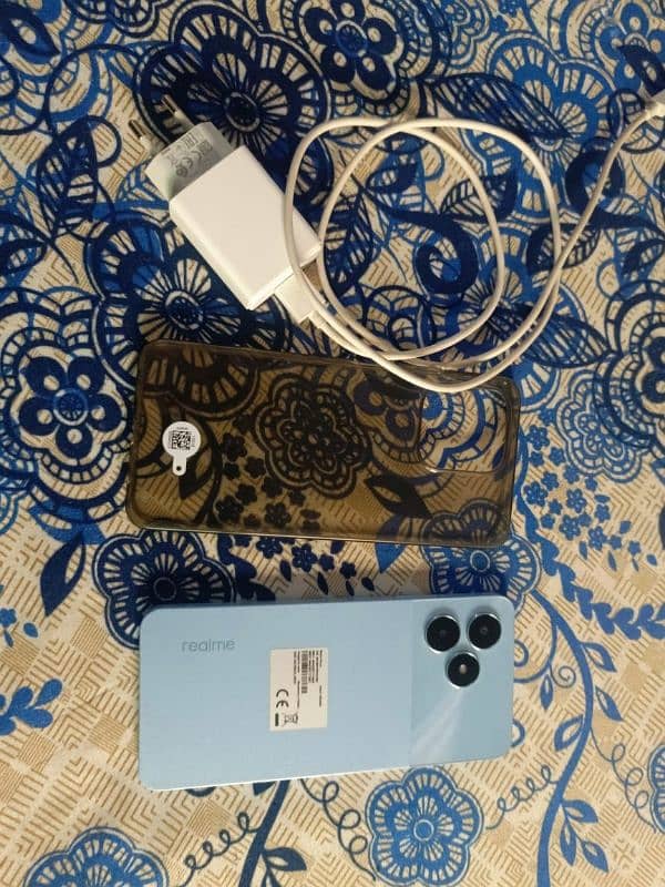 Realme note 50 4 64 with charger only 7 day used read add 2