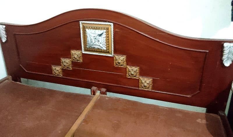 wooden bed 2