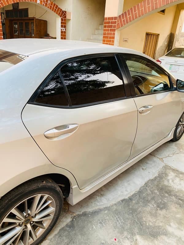 Toyota Corolla GLI 2016 contact 03057179508 4