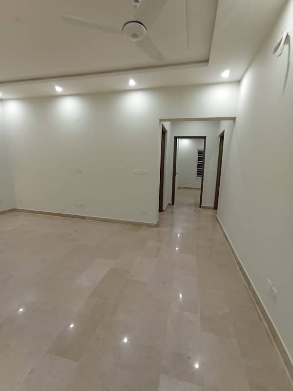 14marla 3beds DD TV lounge kitchen attached baths Brand New upper portion for rent in G 14 4 islamabad 5