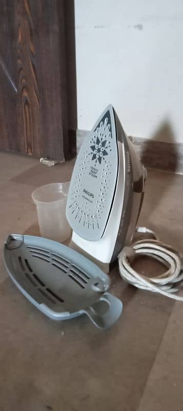 Philips steam iron 2