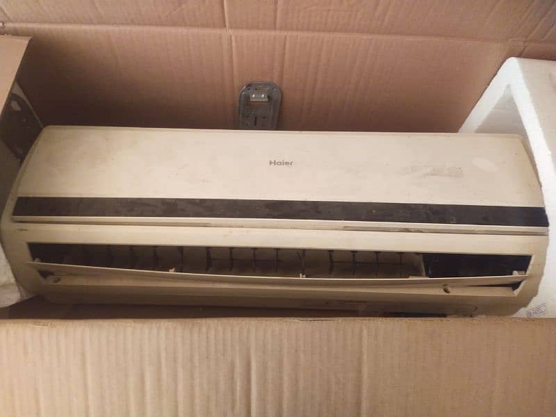 Hair Ac split inverter heat and cool Fully functional 1.5 ton 0