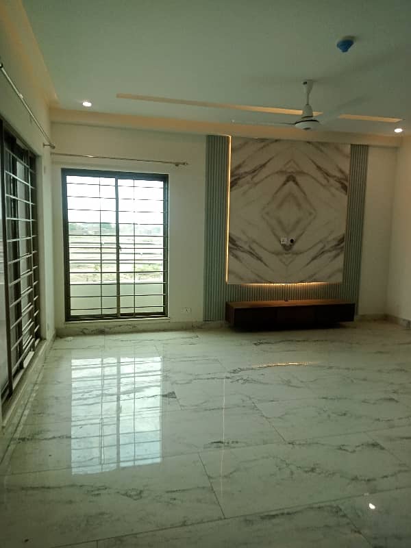 3 Bed Barnd New Apartment Available For Sale In Askari 11 Lahore 6