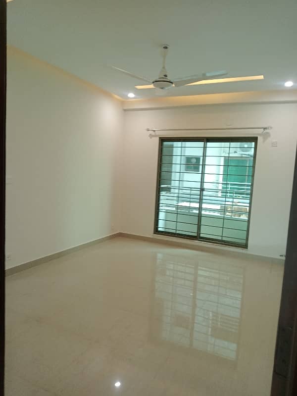 3 Bed Barnd New Apartment Available For Sale In Askari 11 Lahore 7