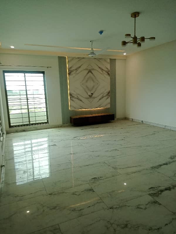 3 Bed Barnd New Apartment Available For Sale In Askari 11 Lahore 8