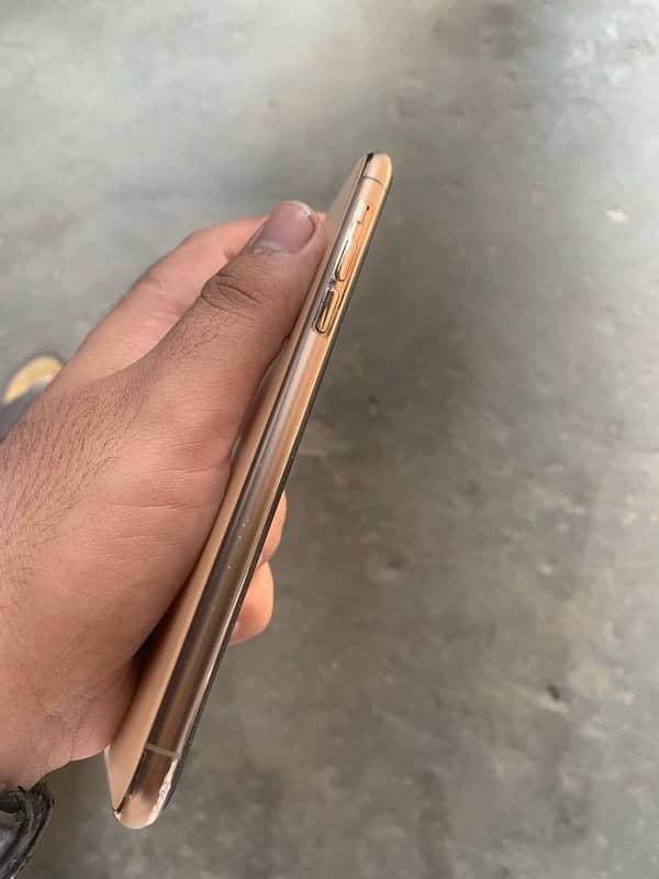 iphone 11pro max 64gb pta aproved dual 3