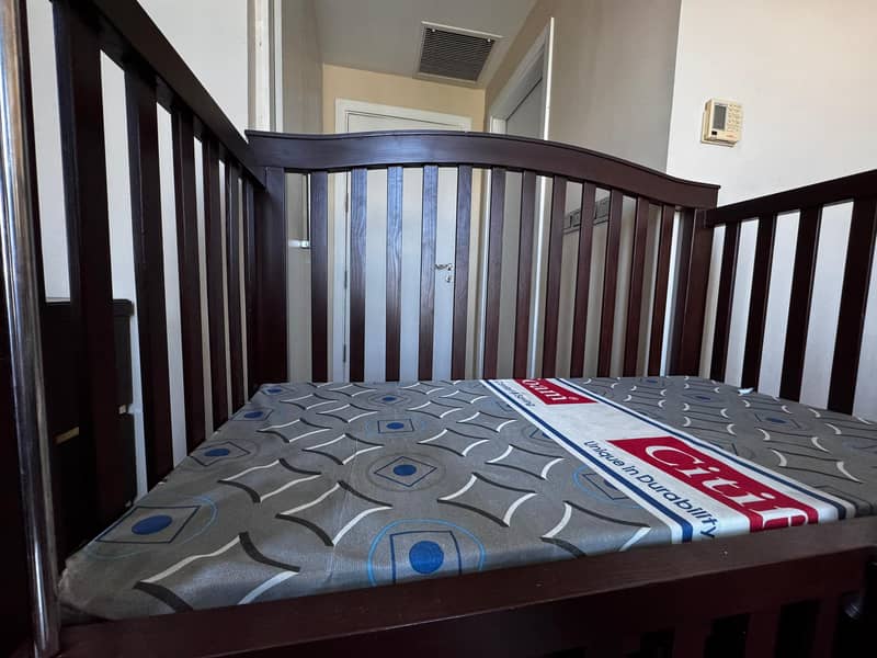 Baby Bed. 2