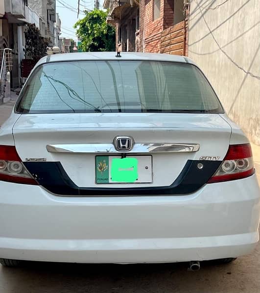 Honda City IDSI 2004 4