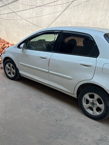 Honda City IDSI 2004 10