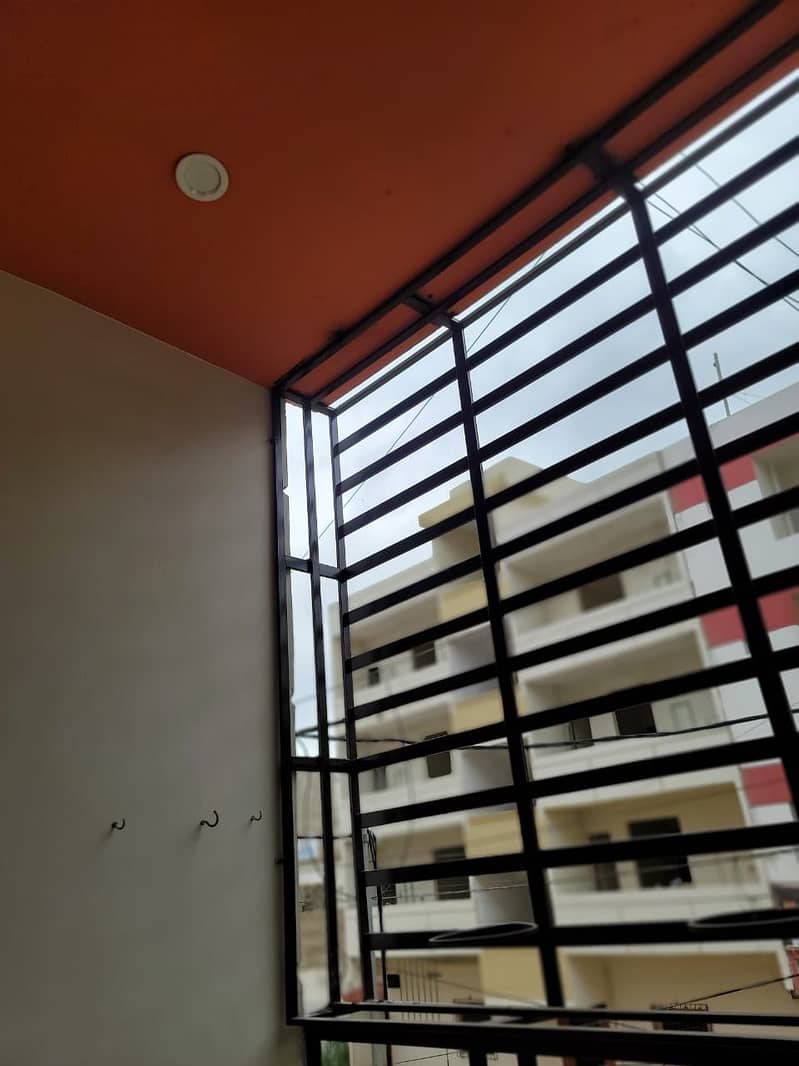 1st Floor single belt 3 bed dd 1250 sqft flat for sale in Karachi University CHS 9