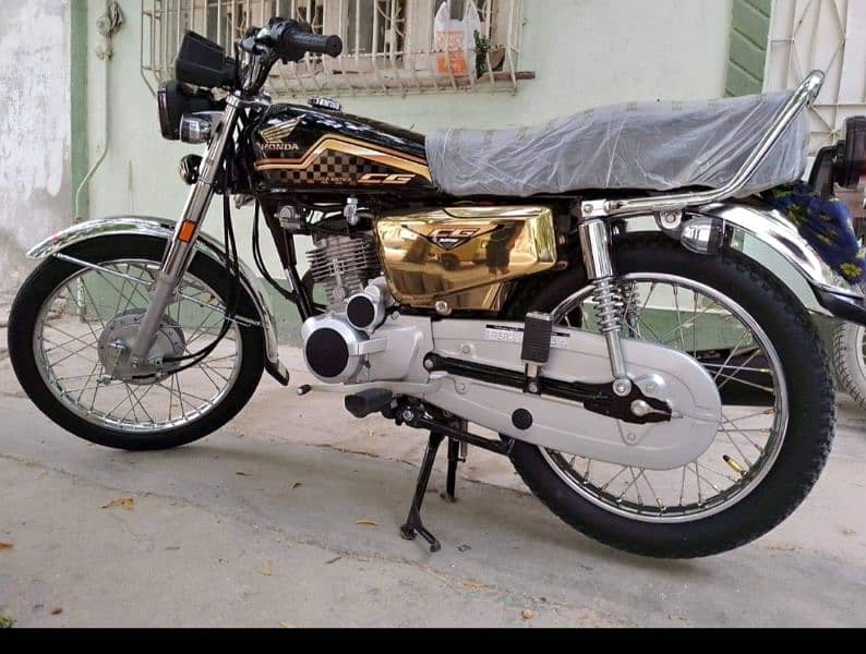 Honda 125 special gold self start 1