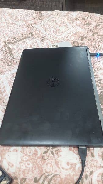 laptop DELL 4