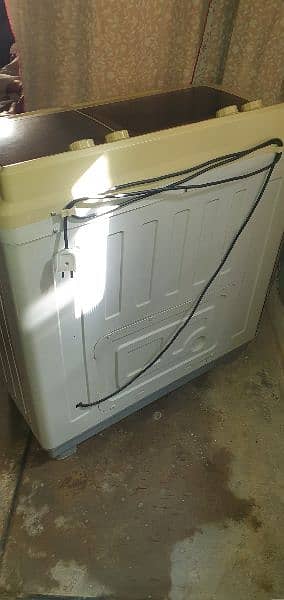 westpoint washing machine & dryer full size conditions 9.5/10 ok 3