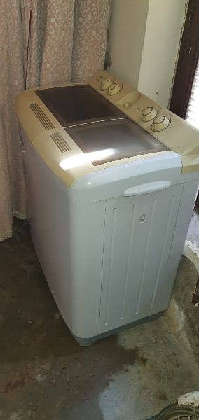 westpoint washing machine & dryer full size conditions 9.5/10 ok 7