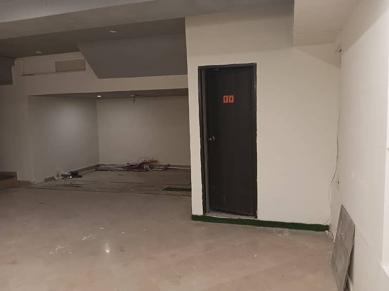 4 Marla 3rd floor in Dha 6 For rent 11